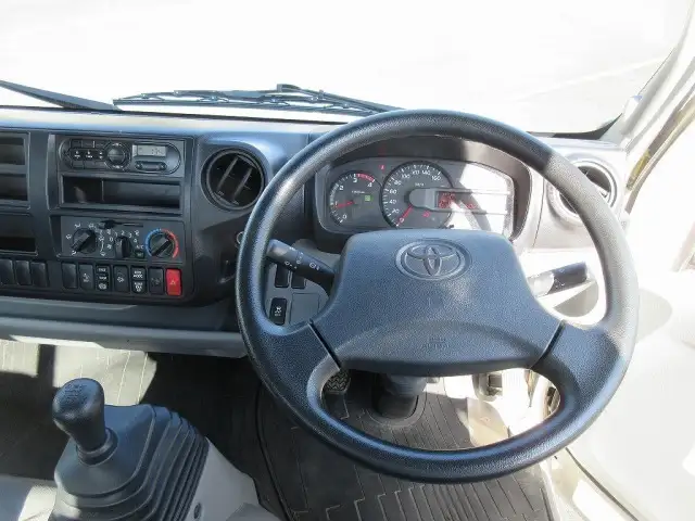 日野 デュトロ 小型 平ボディ TKG-XZU700 H29の中古トラック画像14