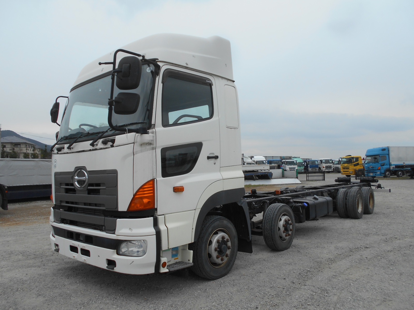 日野 プロフィア 大型 トラクター