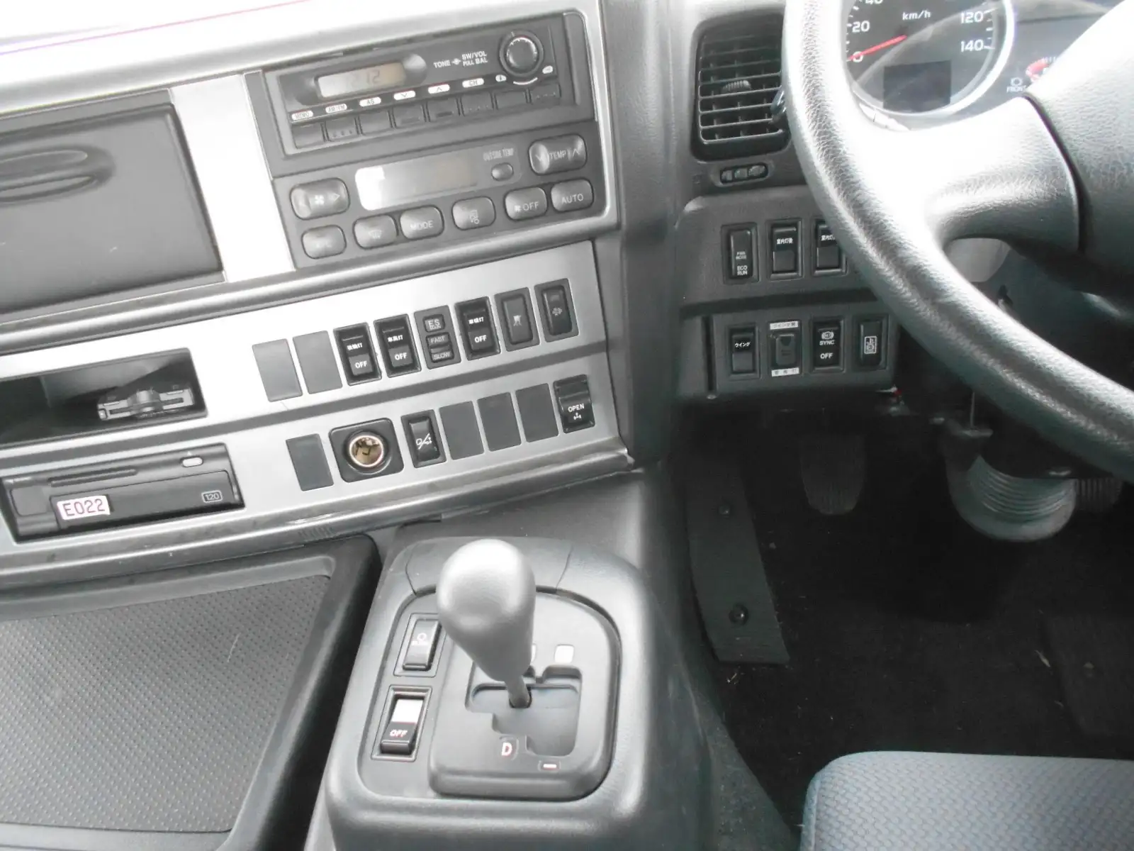 日野 プロフィア 大型 トラクター ハイルーフ 2デフの中古トラック画像11