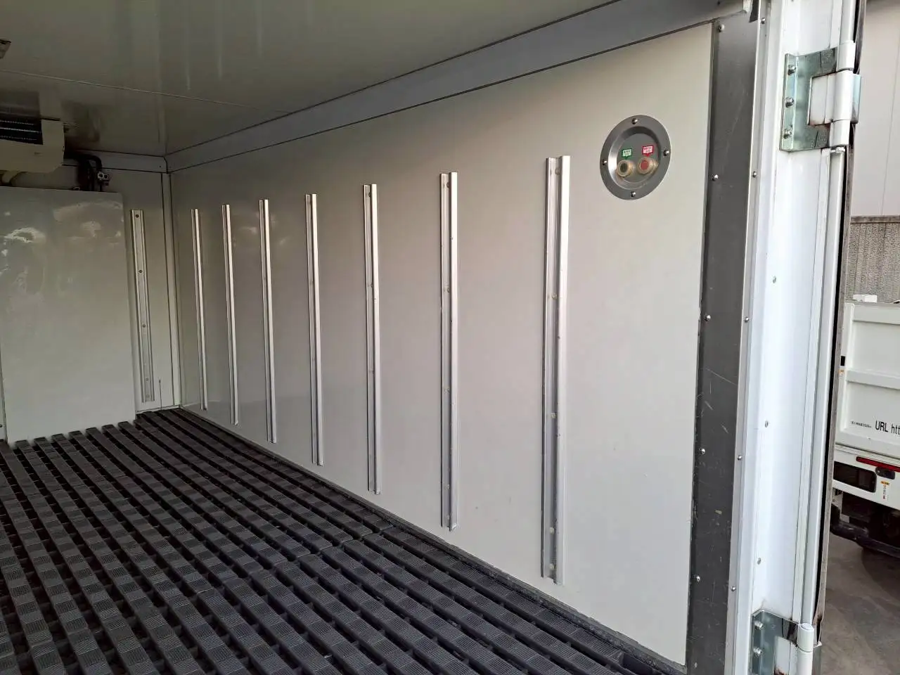 マツダ ボンゴ 小型 冷凍冷蔵 低温 サイドドアの中古トラック画像11