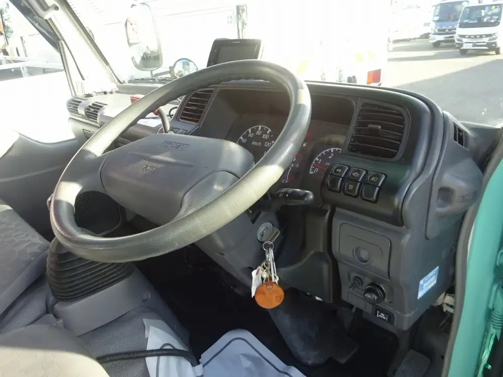 いすゞ エルフ 小型 高所・建柱車 建柱車 PB-NKR81Nの中古トラック画像14