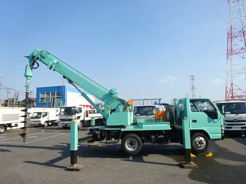 いすゞ エルフ 小型 高所・建柱車 建柱車 PB-NKR81Nの中古トラック画像4