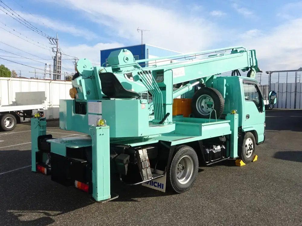 いすゞ エルフ 小型 高所・建柱車 建柱車 PB-NKR81Nの中古トラック画像5