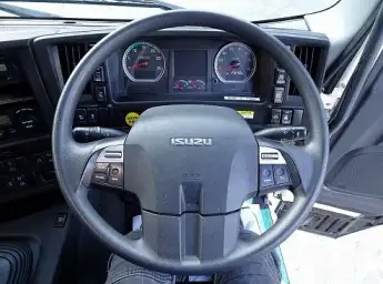 いすゞ ギガ 大型 ウイング エアサス ベッドの中古トラック画像16