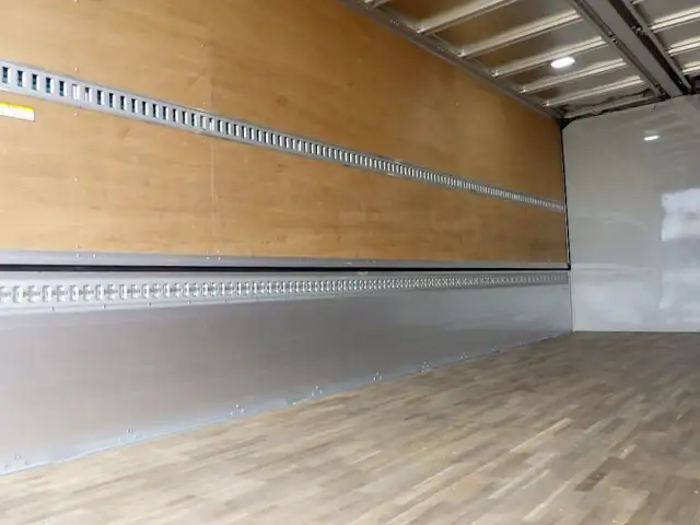 いすゞ フォワード 中型/増トン ウイング エアサス ベッドの中古トラック画像5