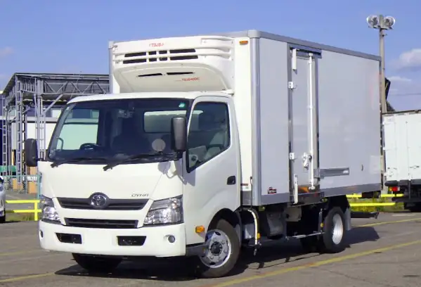 トヨタ ダイナ 小型 冷凍冷蔵 低温 スタンバイ の中古トラック【車両No.201121】