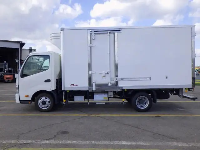 トヨタ ダイナ 小型 冷凍冷蔵 低温 スタンバイの中古トラック画像4