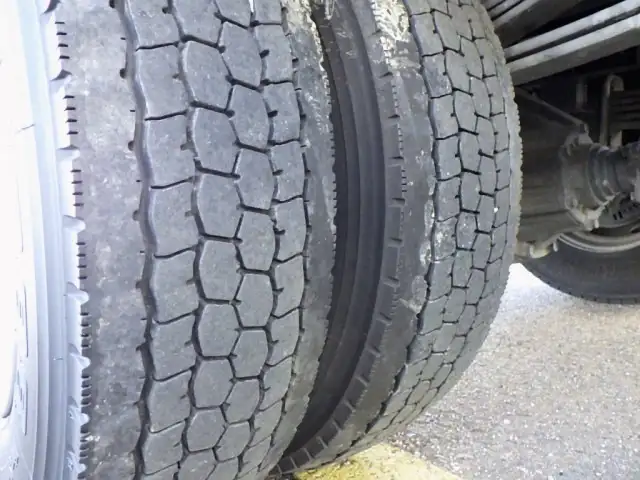 日野 デュトロ 小型 平ボディ 床鉄板 2KG-XZU730Mの中古トラック画像20