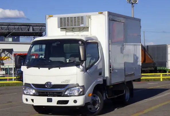 トヨタ ダイナ 小型 冷凍冷蔵 低温 床ステン の中古トラック【車両No.201126】