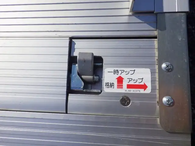 いすゞ フォワード 中型/増トン ウイング パワーゲート エアサスの中古トラック画像9