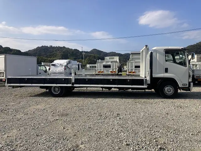 いすゞ フォワード 中型/増トン 平ボディ 床鉄板 ベッドの中古トラック画像6