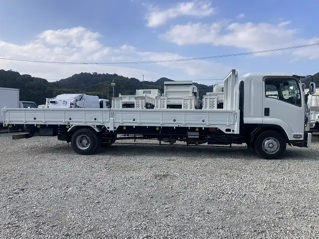 いすゞ フォワード 中型/増トン 平ボディ 床鉄板 ベッドの中古トラック画像3