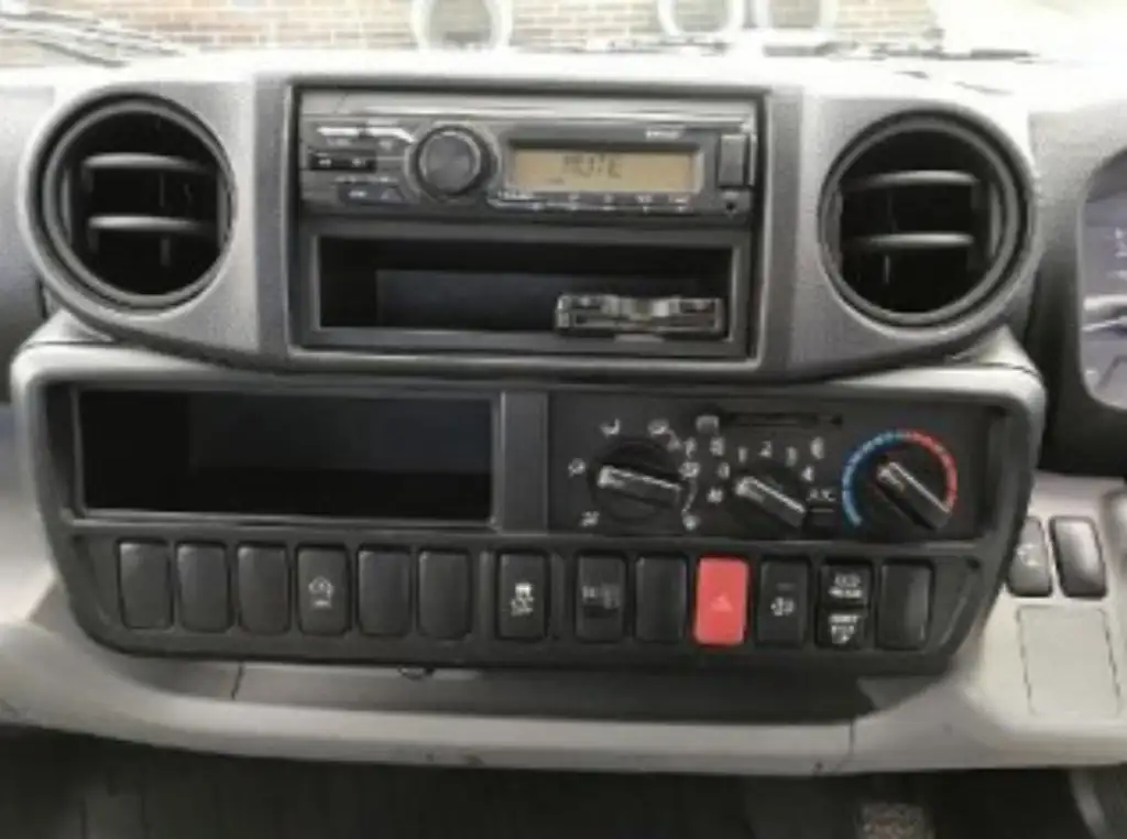 日野 デュトロ 小型 平ボディ パワーゲート 2RG-XZU605Mの中古トラック画像14