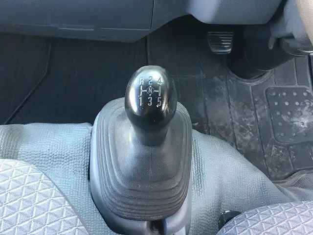 いすゞ エルフ 小型 平ボディ Wキャブ 床鉄板の中古トラック画像13