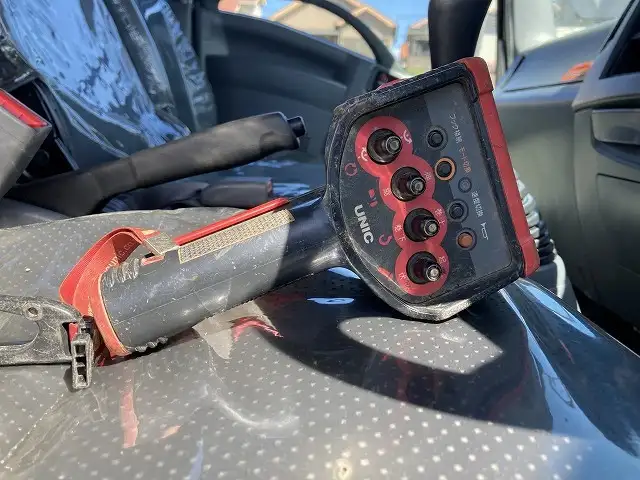 いすゞ フォワード 中型/増トン クレーン付 4段 ラジコンの中古トラック画像9