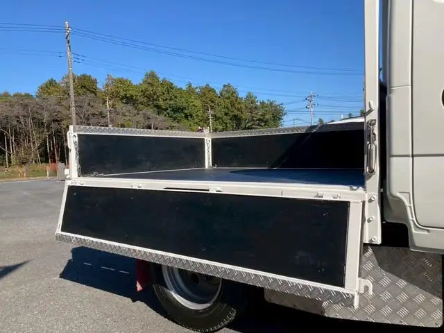 いすゞ エルフ 小型 平ボディ Wキャブ の中古トラック画像5