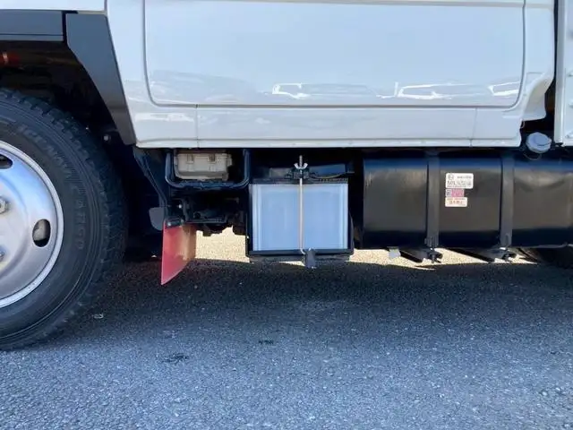 いすゞ エルフ 小型 平ボディ Wキャブ の中古トラック画像16