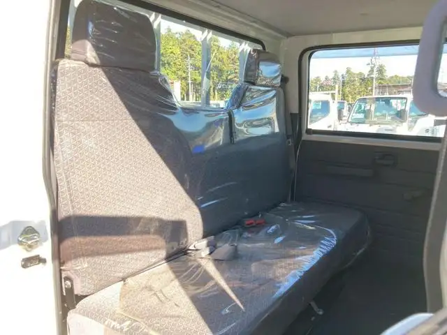 いすゞ エルフ 小型 平ボディ Wキャブ の中古トラック画像14