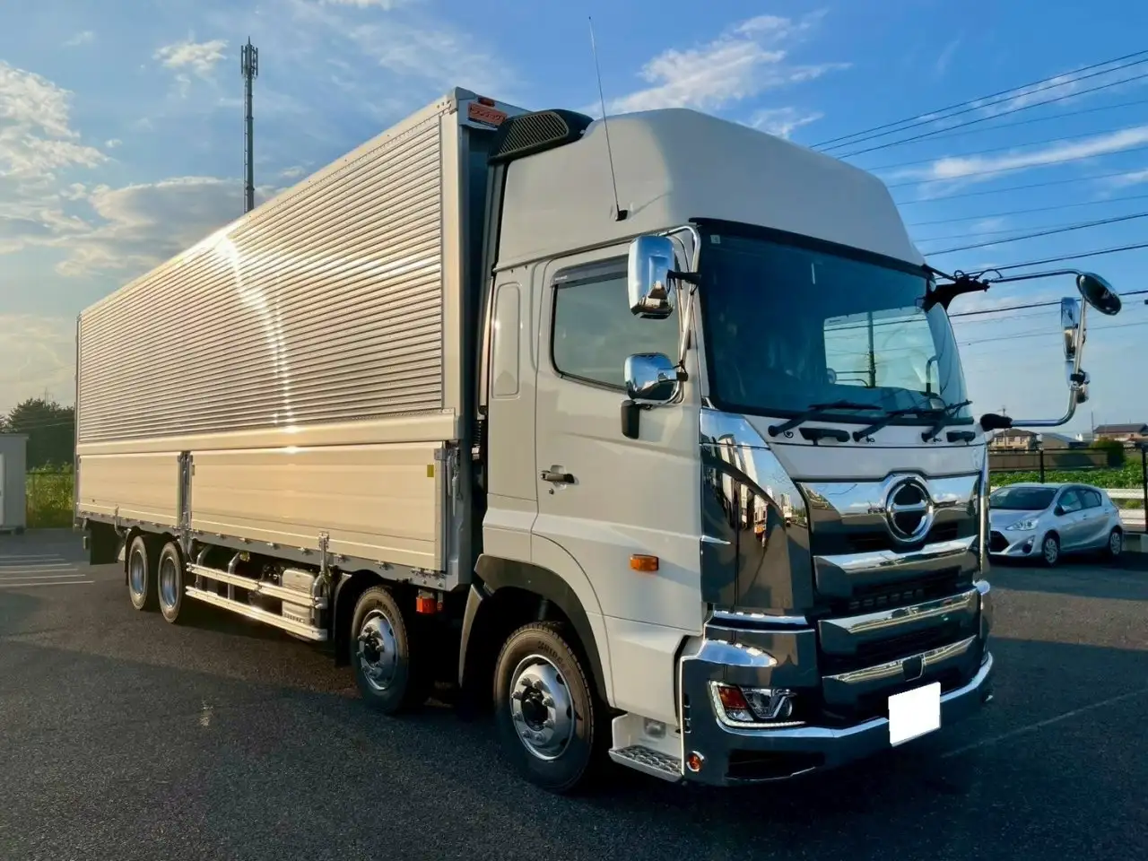 日野 プロフィア 大型 ウイング ハイルーフ エアサスの中古トラック画像2
