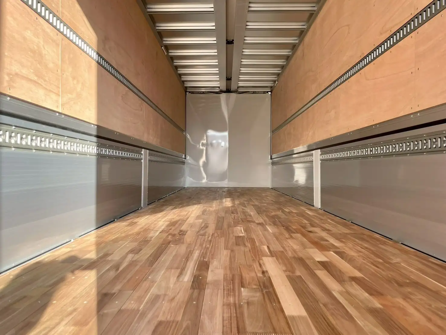 日野 プロフィア 大型 ウイング ハイルーフ エアサスの中古トラック画像5