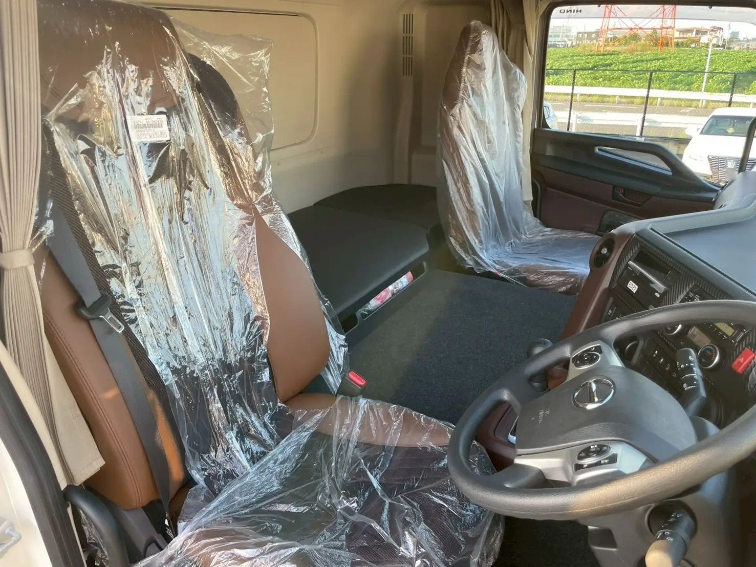 日野 プロフィア 大型 ウイング ハイルーフ エアサスの中古トラック画像7