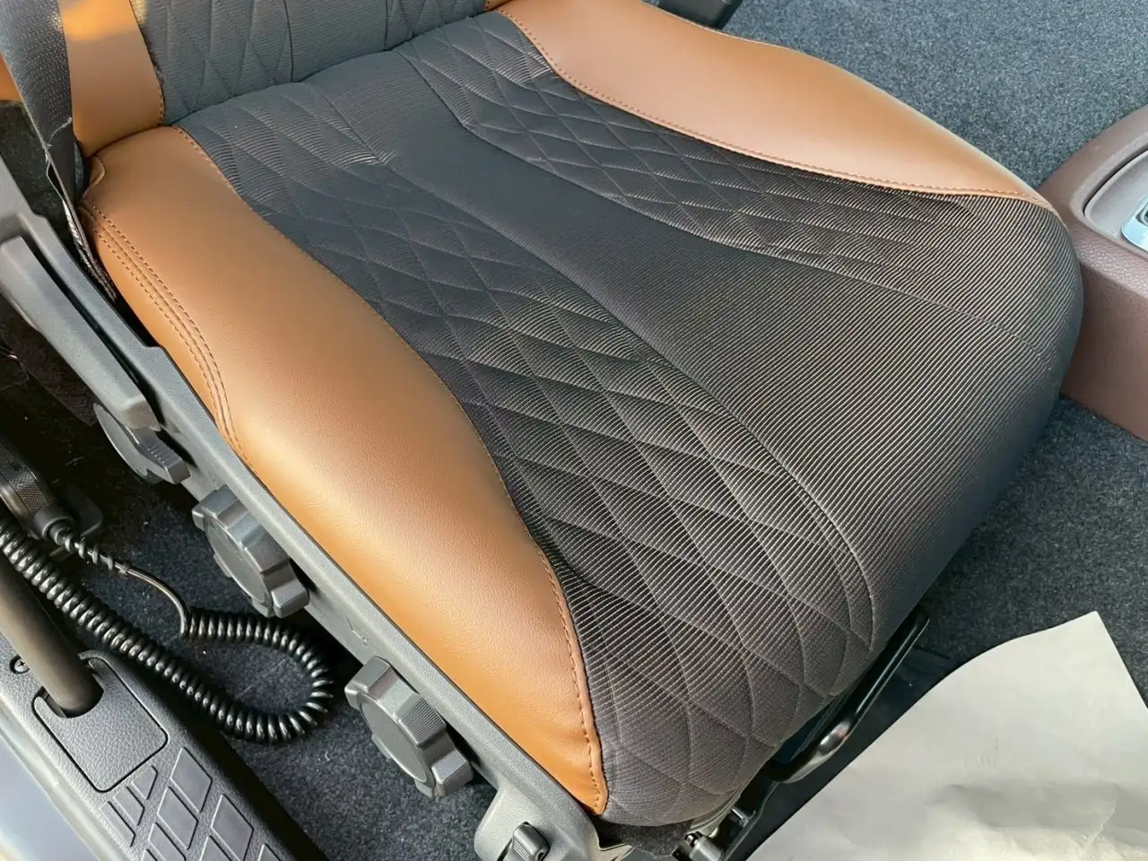 日野 プロフィア 大型 ウイング ハイルーフ エアサスの中古トラック画像8