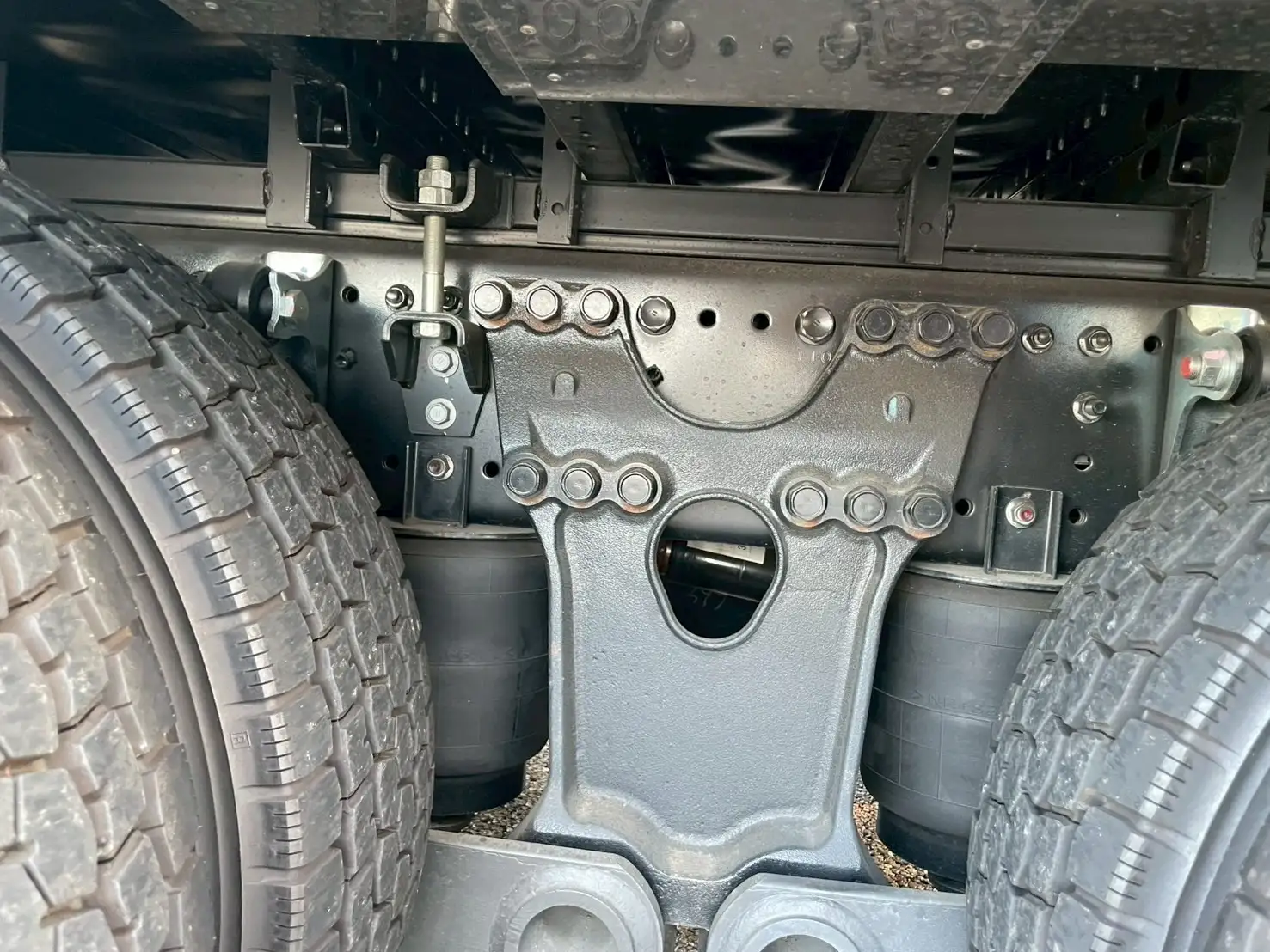 日野 プロフィア 大型 ウイング ハイルーフ エアサスの中古トラック画像18