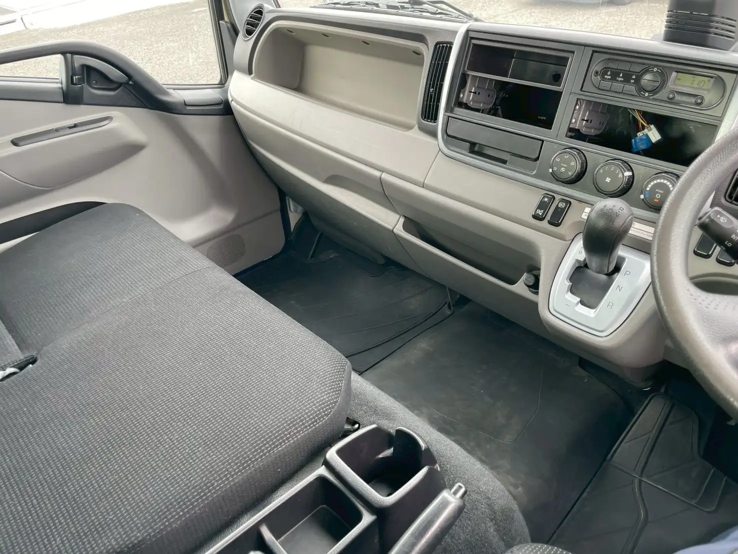 三菱 キャンター 小型 平ボディ TPG-FEB80 H31/R1の中古トラック画像15