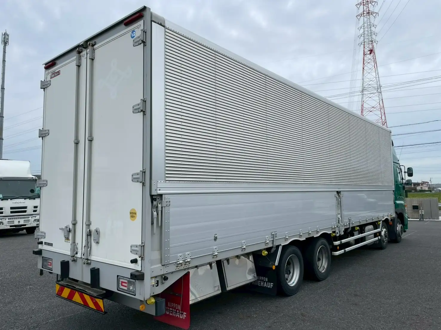 日野 プロフィア 大型 ウイング ハイルーフ エアサスの中古トラック画像3