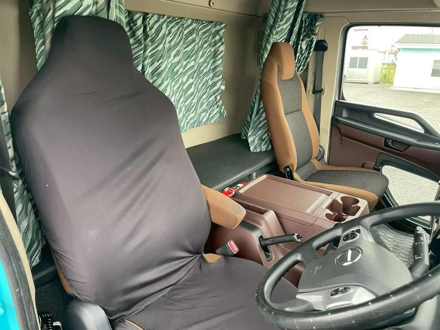 日野 レンジャー 中型/増トン ウイング エアサス ベッドの中古トラック画像10