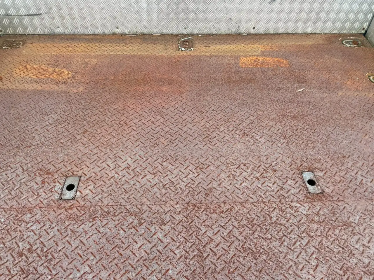 いすゞ フォワード 中型/増トン クレーン付 床鉄板 アルミブロックの中古トラック画像8