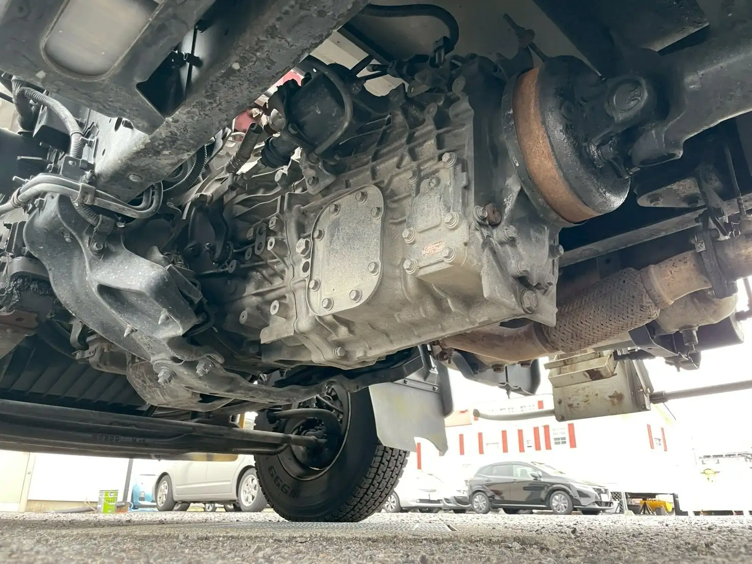 日野 レンジャー 中型/増トン ウイング ベッド TKG-FD9JPAAの中古トラック画像15