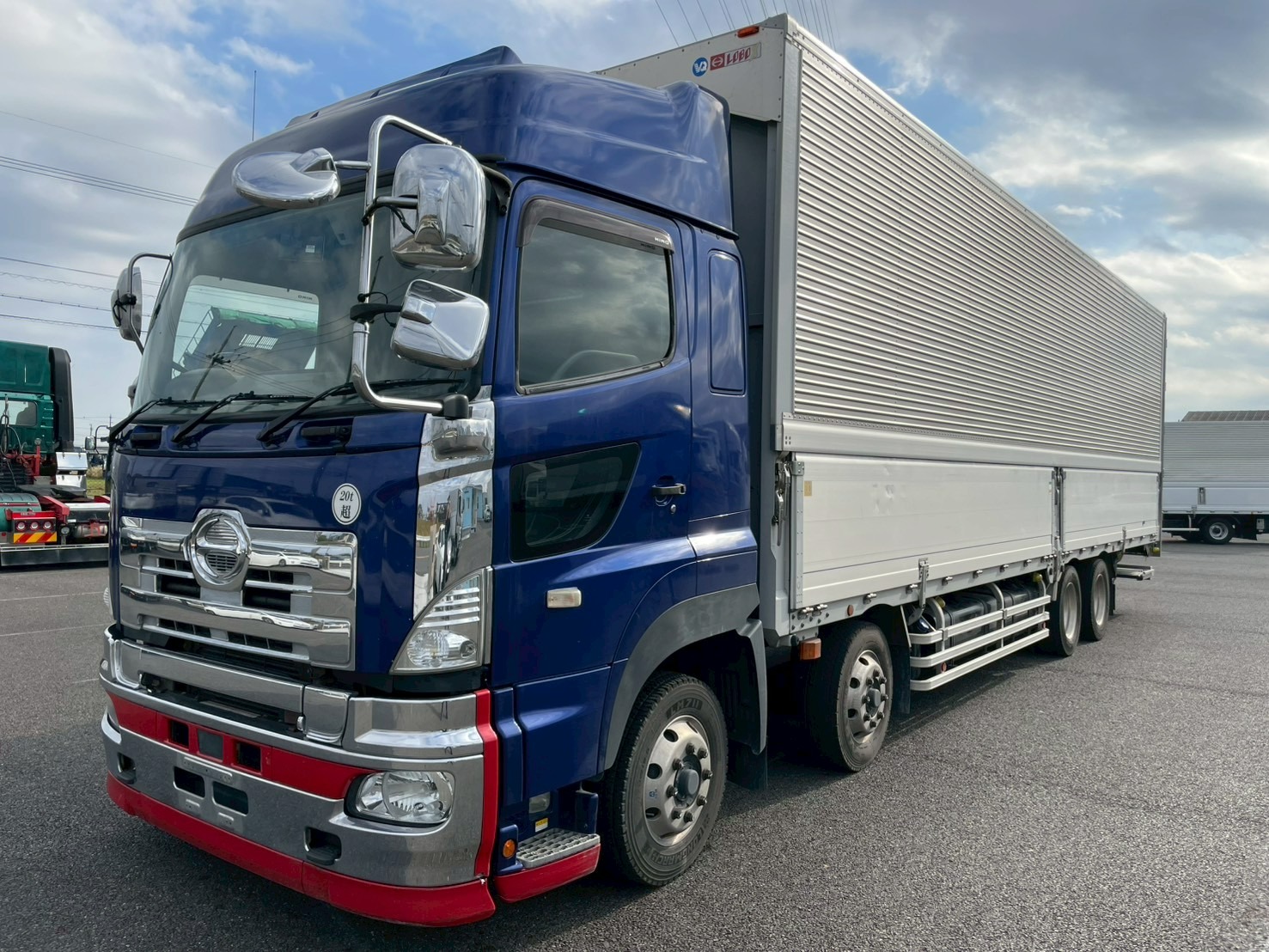 日野 プロフィア 大型 ウイング