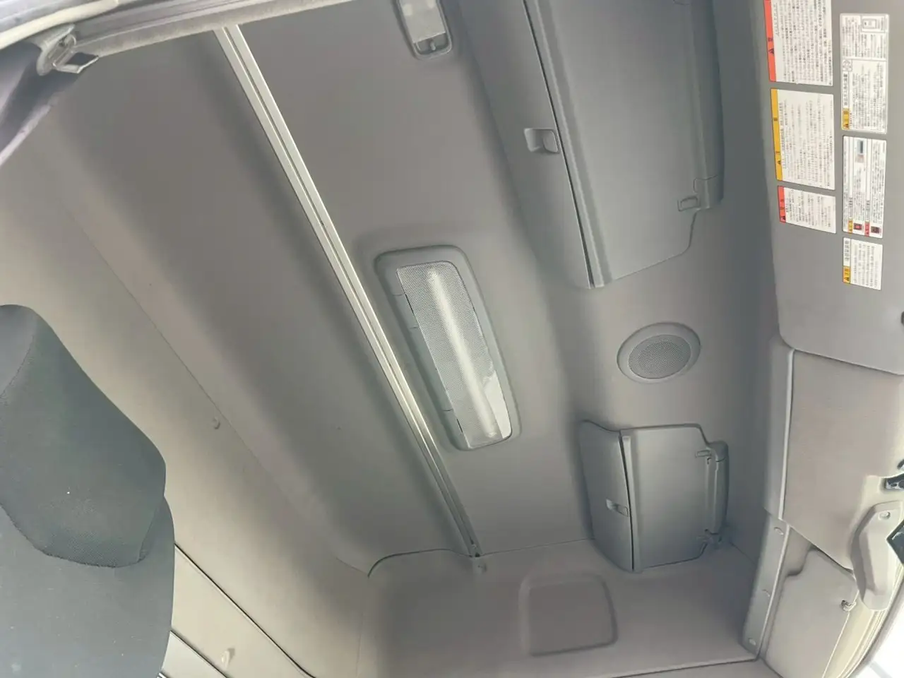 日野 プロフィア 大型 ウイング パワーゲート ハイルーフの中古トラック画像15