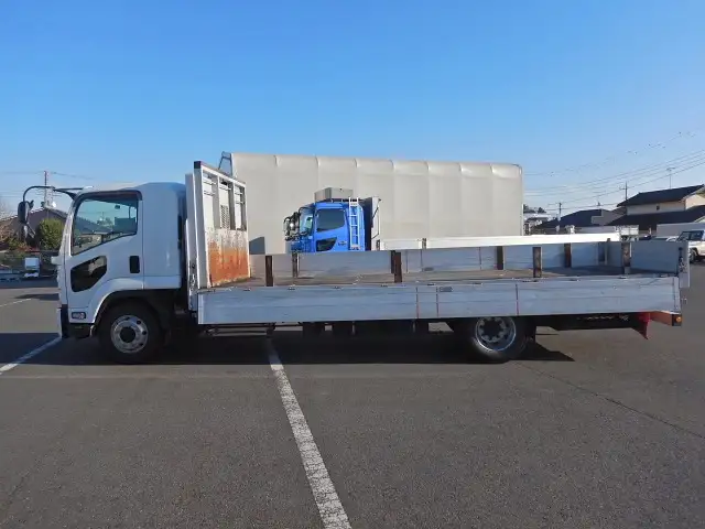 いすゞ フォワード 中型/増トン 平ボディ アルミブロック ベッドの中古トラック画像6
