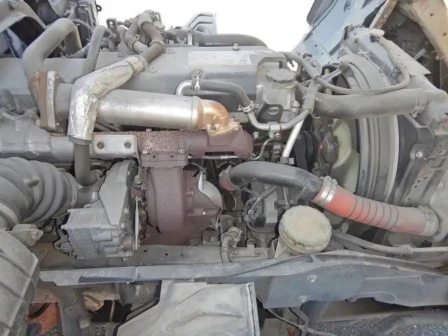 いすゞ フォワード 中型/増トン 平ボディ アルミブロック ベッドの中古トラック画像19