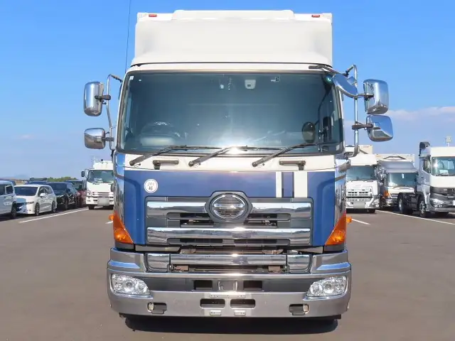 日野 プロフィア 大型 ウイング エアサス ベッドの中古トラック画像2