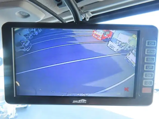 日野 プロフィア 大型 ウイング エアサス ベッドの中古トラック画像13