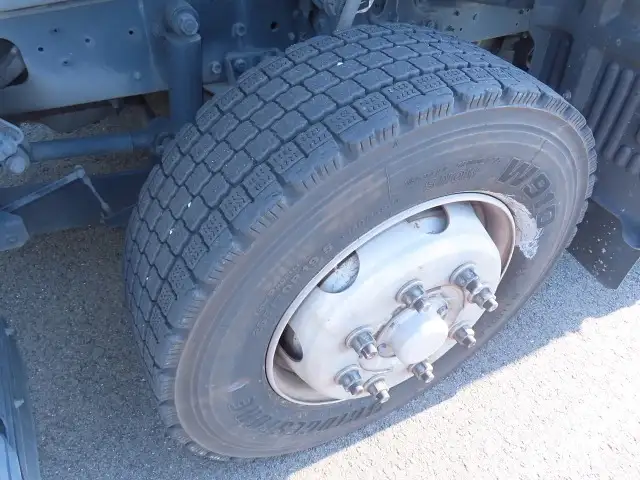 日野 プロフィア 大型 ウイング エアサス ベッドの中古トラック画像20