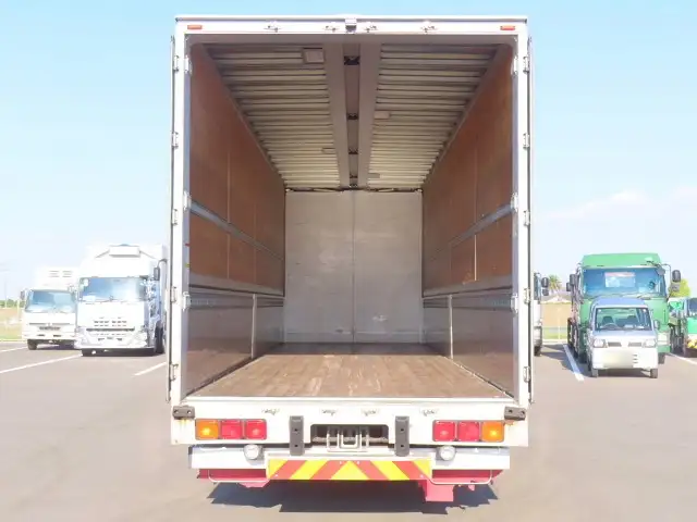 日野 プロフィア 大型 ウイング エアサス ベッドの中古トラック画像8