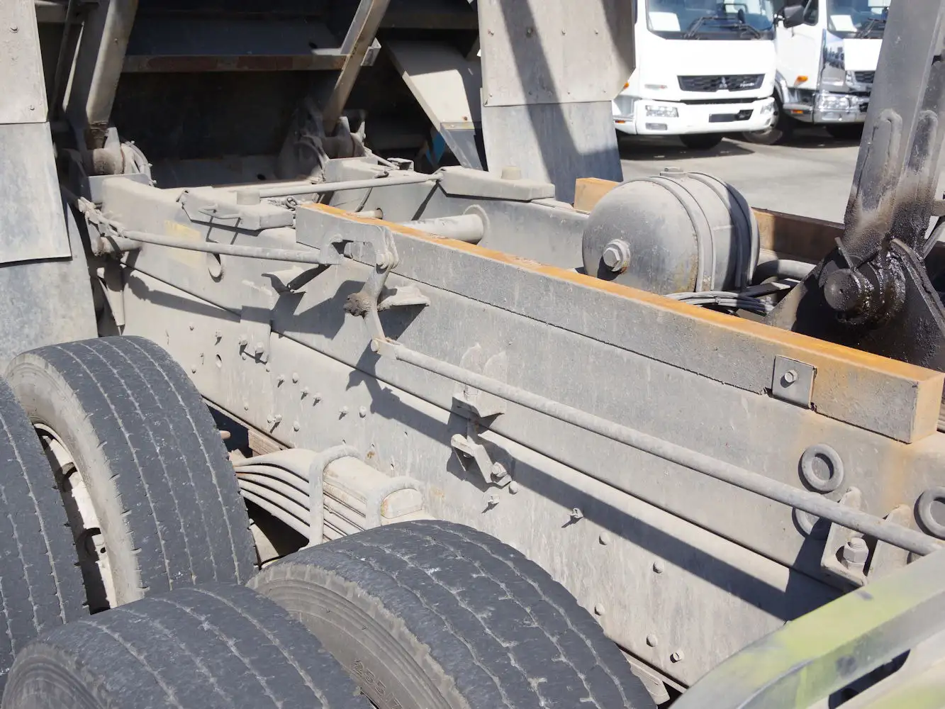 いすゞ フォワード 中型/増トン ダンプ 土砂禁 天蓋付きの中古トラック画像19