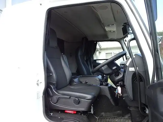 三菱 ファイター 中型/増トン ウイング パワーゲート ベッドの中古トラック画像10