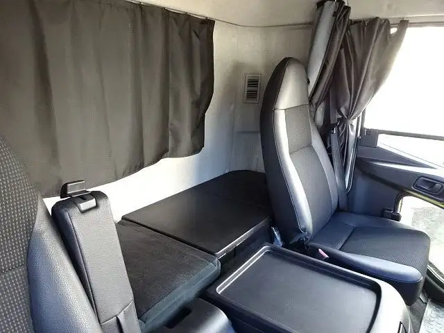 三菱 ファイター 中型/増トン ウイング パワーゲート ベッドの中古トラック画像12