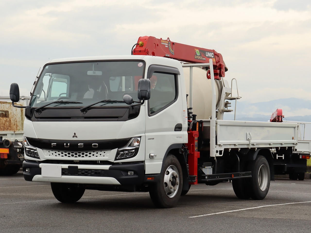 三菱 キャンター 小型 クレーン付 ワイドロング