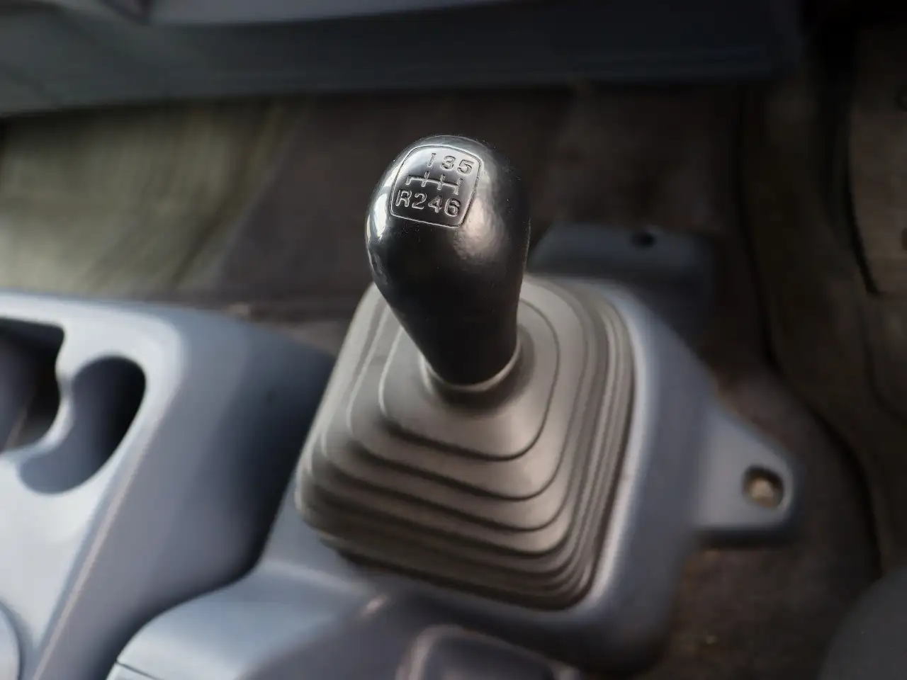 日野 レンジャー 中型/増トン 平ボディ アルミブロック エアサスの中古トラック画像13