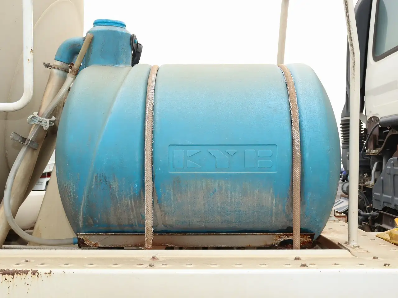 日産UD クオン 大型 ミキサー・ポンプ ベッド QKG-CW5XLの中古トラック画像4