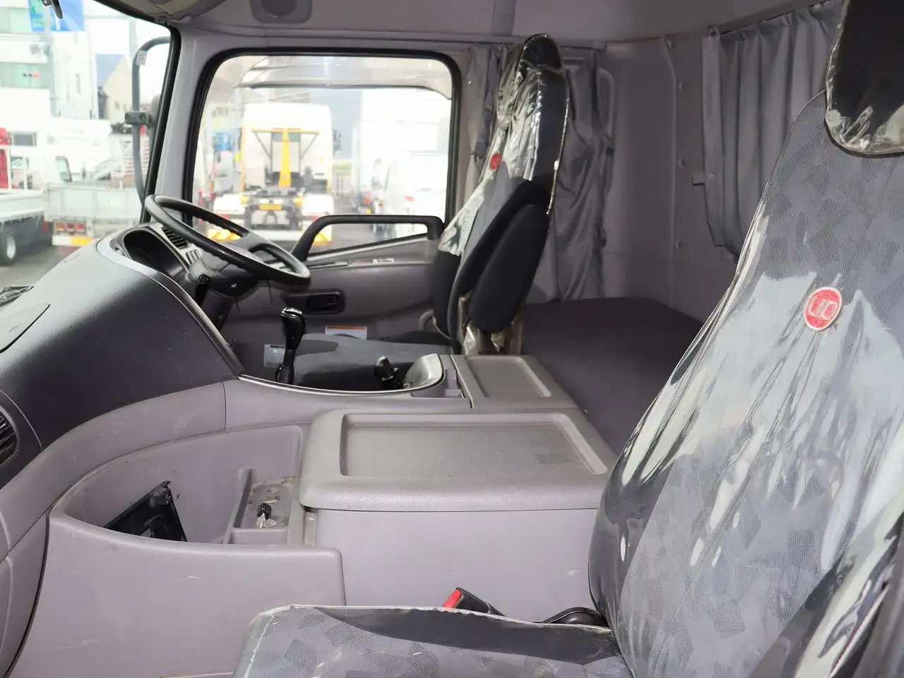 日産UD クオン 大型 ミキサー・ポンプ ベッド QKG-CW5XLの中古トラック画像11