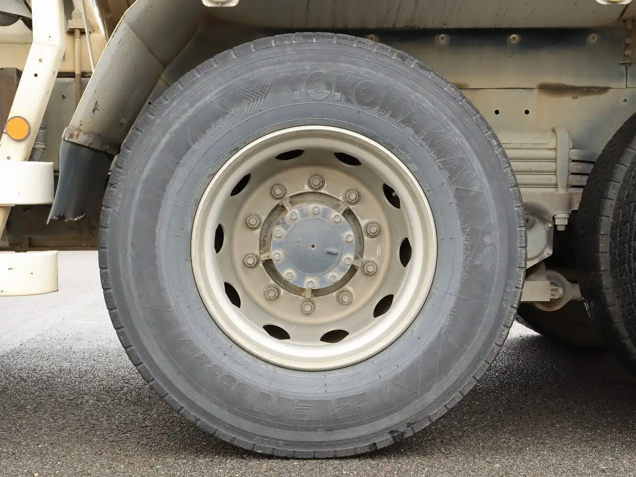 日産UD クオン 大型 ミキサー・ポンプ ベッド QKG-CW5XLの中古トラック画像20