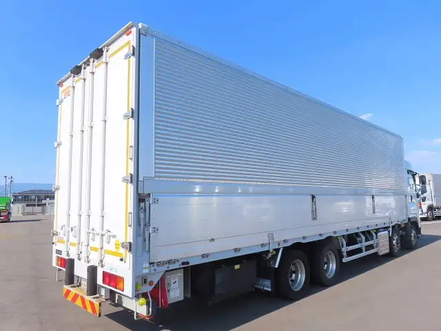 いすゞ ギガ 大型 ウイング ハイルーフ エアサスの中古トラック画像5