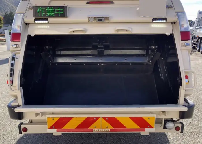 いすゞ エルフ 小型 パッカー車 プレス式 2PG-NPR88YNの中古トラック画像9